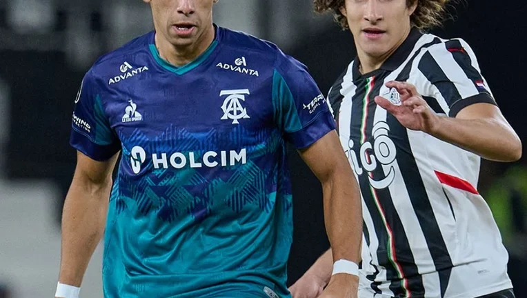 Talleres perdió con Libertad por 2 a 0 y todavía no sumó puntos en la Copa Libertadores
