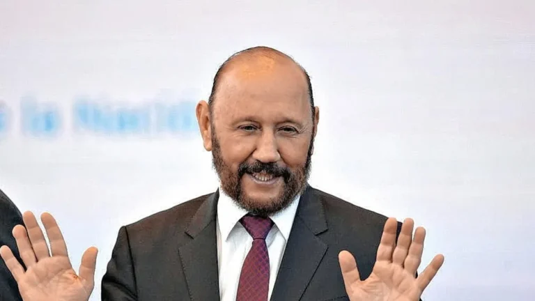 Insfrán desdobló las elecciones y Formosa irá a las urnas el 29 de junio