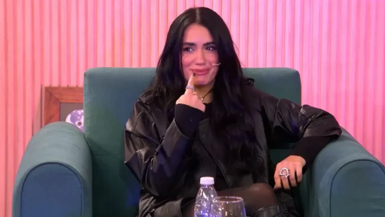 Lali no aguantó y, después de que le dijeron algo que tocó sus sentimientos, rompió en llanto en vivo