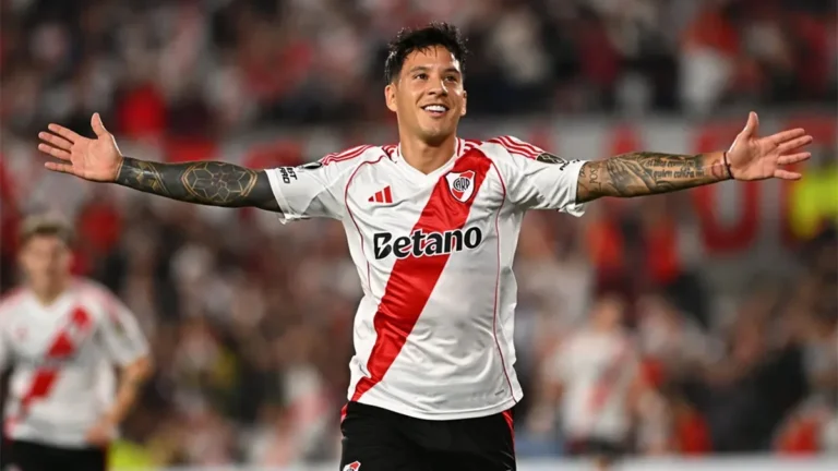 River aplastó a Independiente del Valle y se clasificó a los octavos de la Copa Libertadores