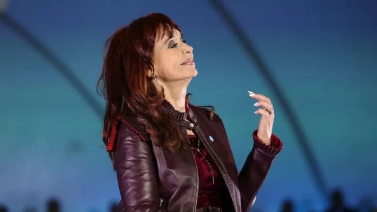 La Corte Suprema confirmó la condena a Cristina Kirchner a seis años de prisión por administración fraudulenta