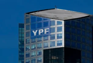 Respiro para Argentina: frenan el fallo que ordena entregar el 51% de las acciones de YPF