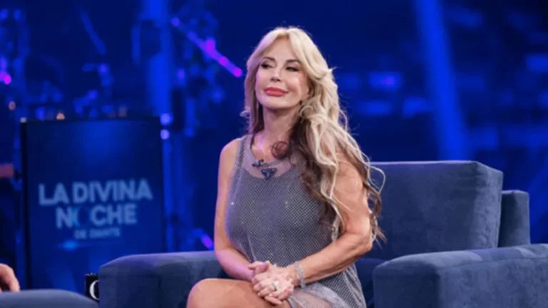 Graciela Alfano bailó en la calle Corrientes con Mayumana tras el show en el Broadway