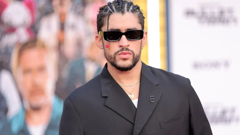 Bad Bunny llega a Argentina en su gira “DeBÍ TiRAR MáS FOToS” con preventa exclusiva